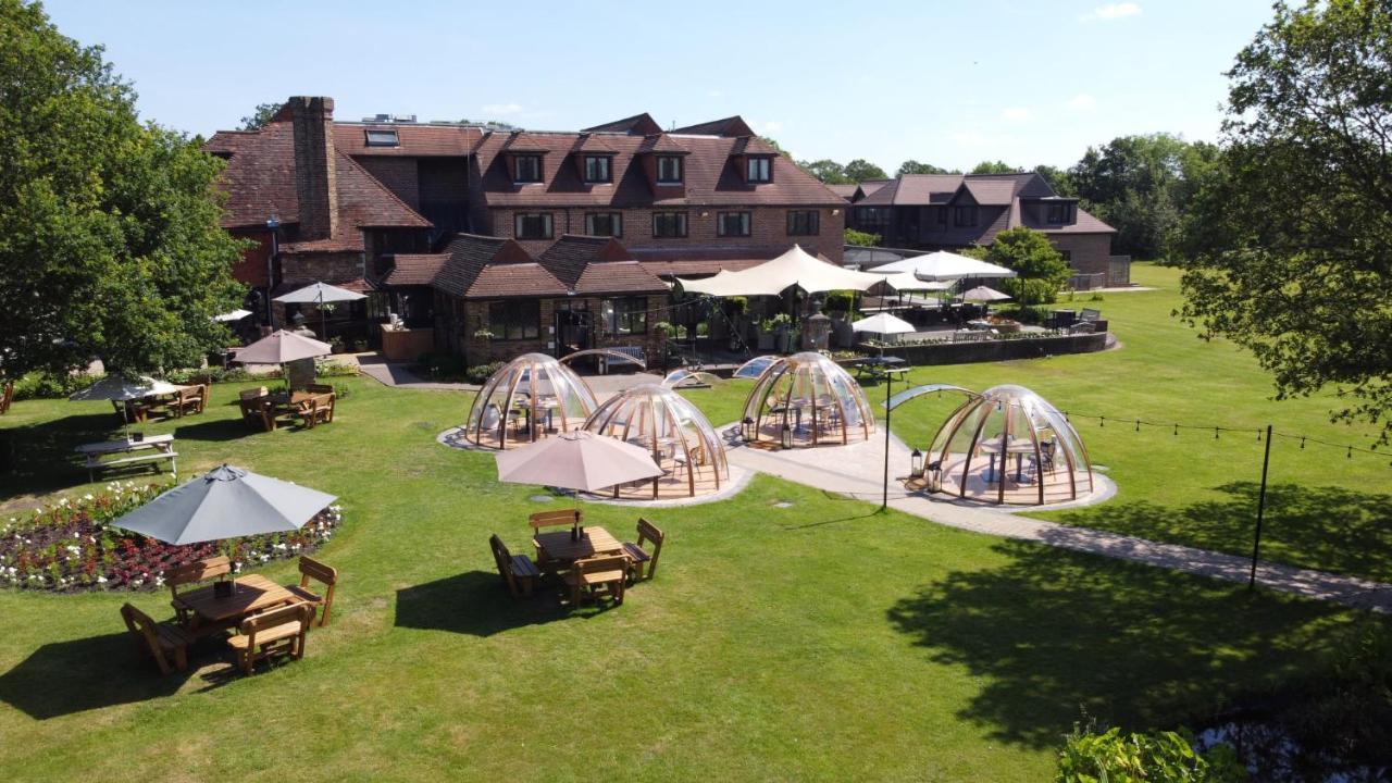 Stirrups Hotel براكنيل المظهر الخارجي الصورة