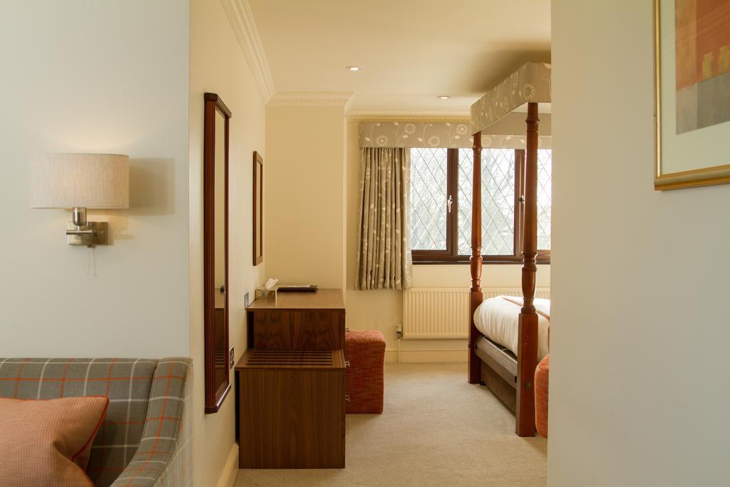 Stirrups Hotel براكنيل المظهر الخارجي الصورة