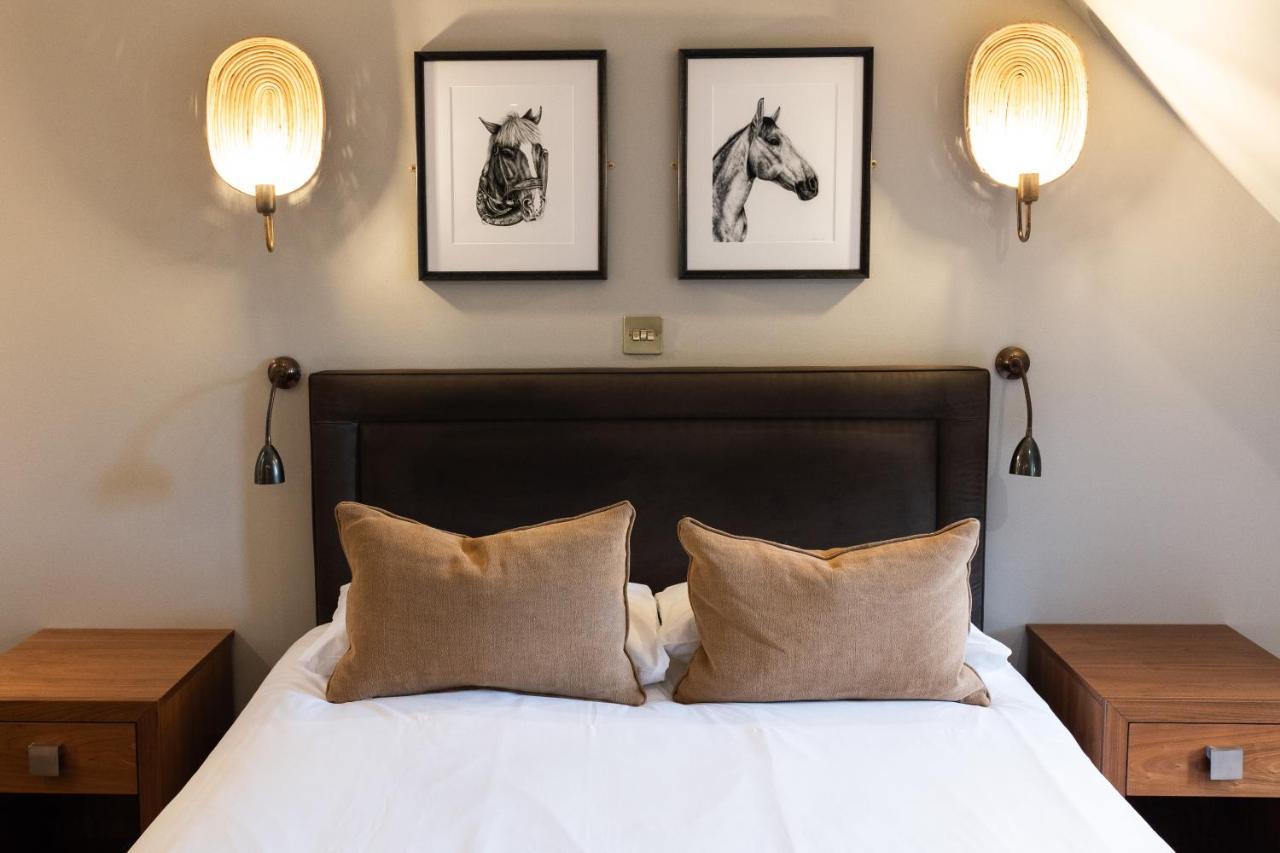 Stirrups Hotel براكنيل المظهر الخارجي الصورة