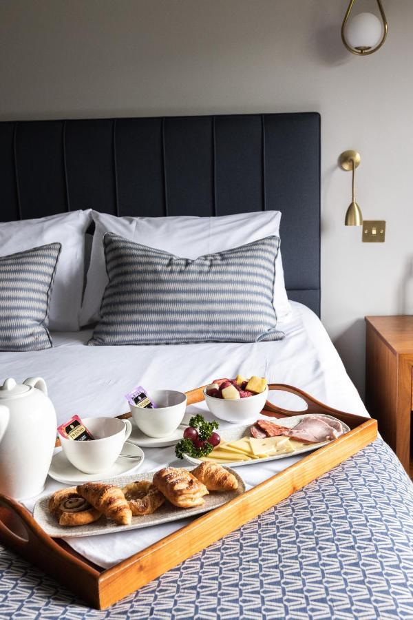Stirrups Hotel براكنيل المظهر الخارجي الصورة