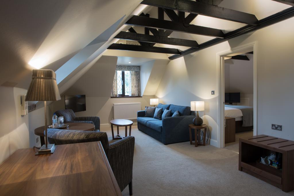 Stirrups Hotel براكنيل المظهر الخارجي الصورة